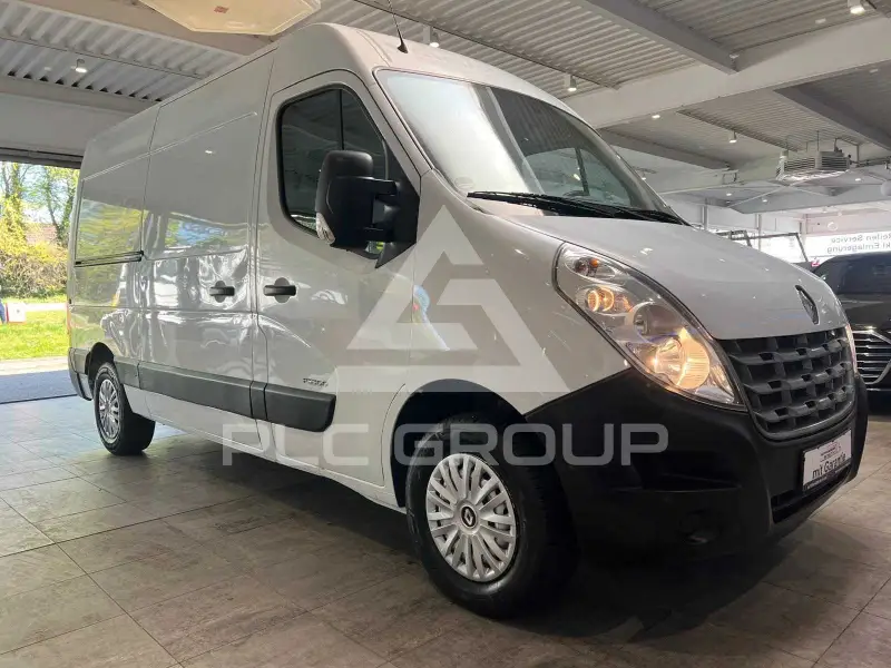 2011 Renault Master