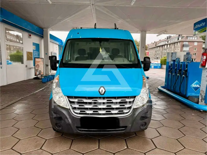 2011 Renault Master