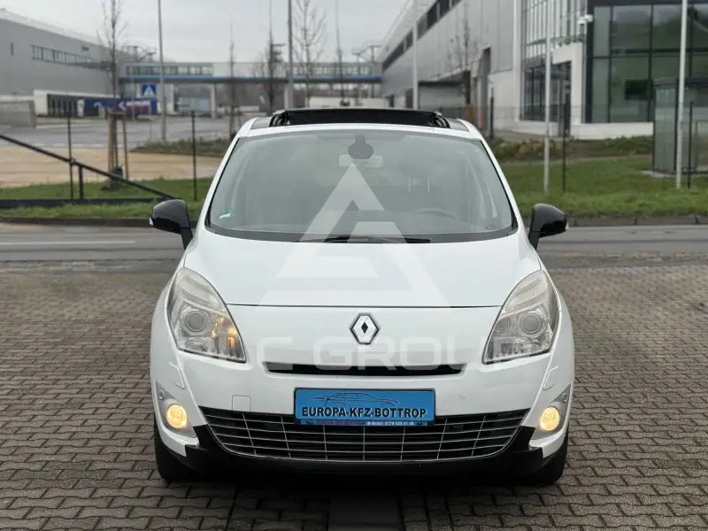 2011 Renault Scenic