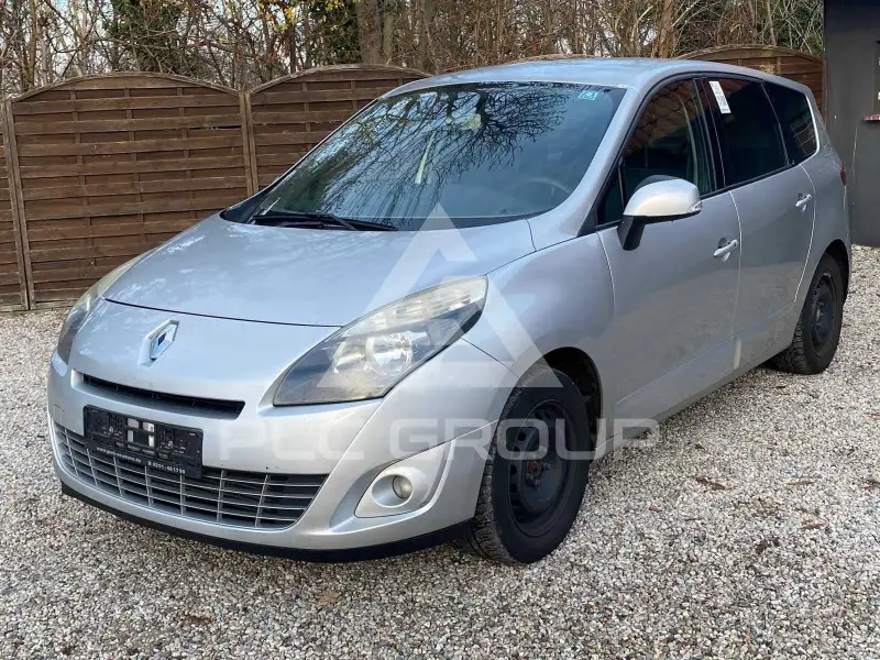 2011 Renault Scenic