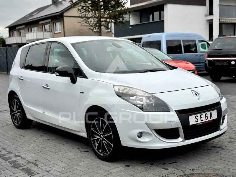 2011 Renault Scenic