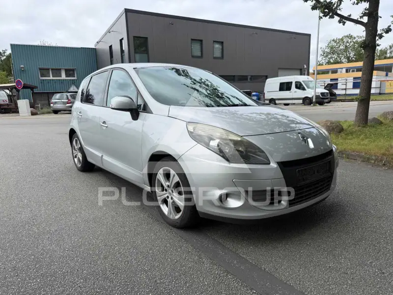 2011 Renault Scenic