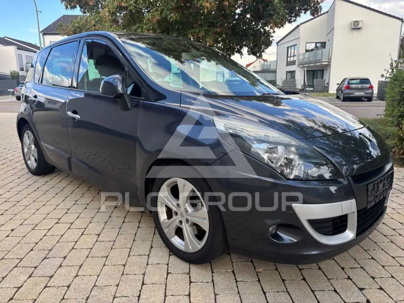 2011 Renault Scenic