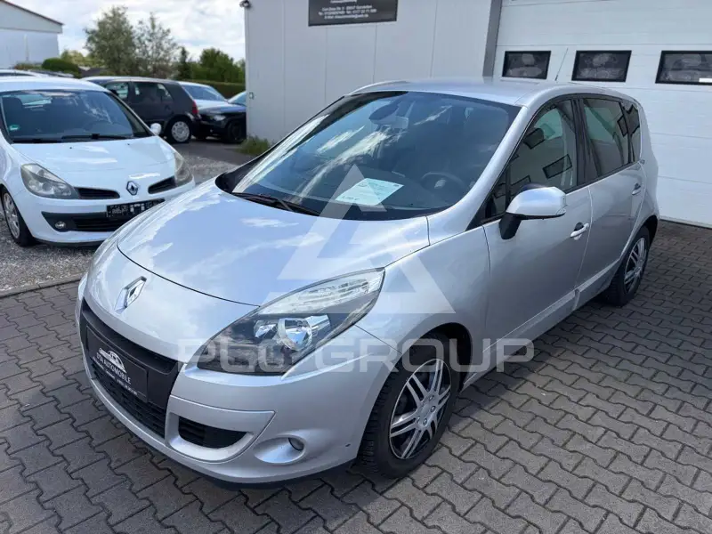 2011 Renault Scenic