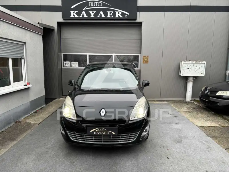2011 Renault Scenic