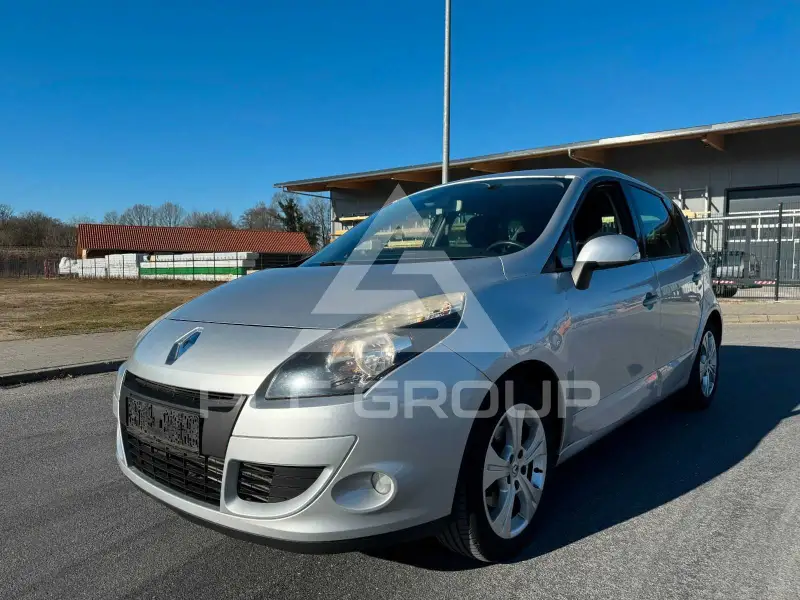 2011 Renault Scenic
