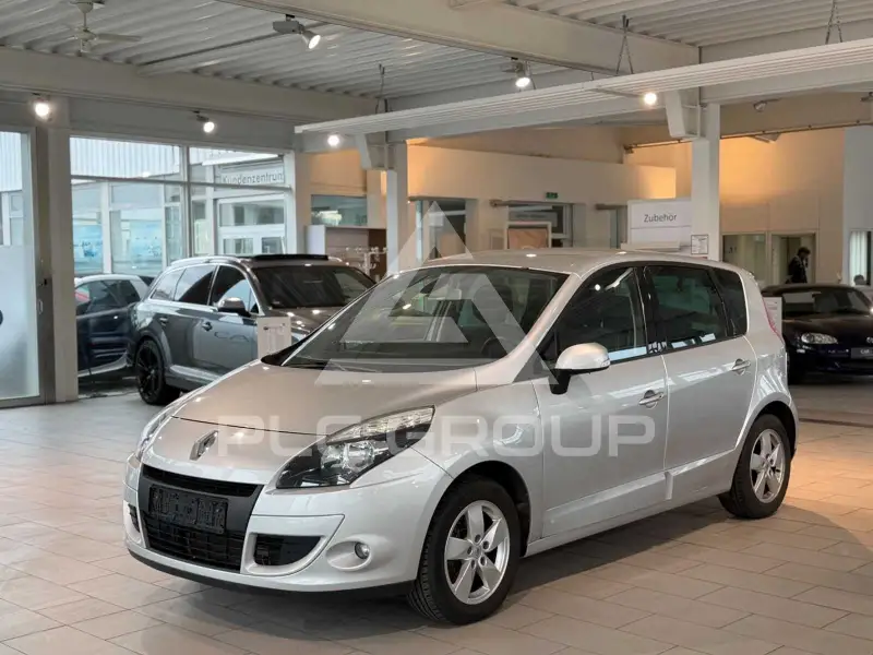 2011 Renault Scenic