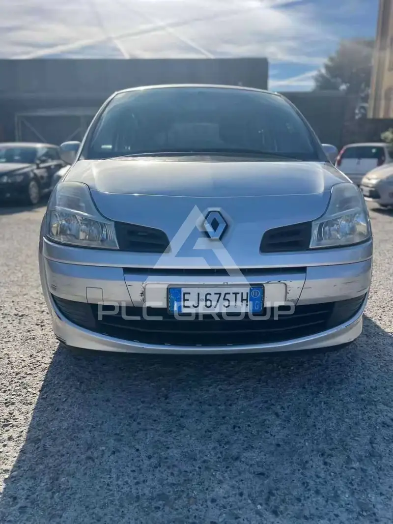 2011 Renault Modus