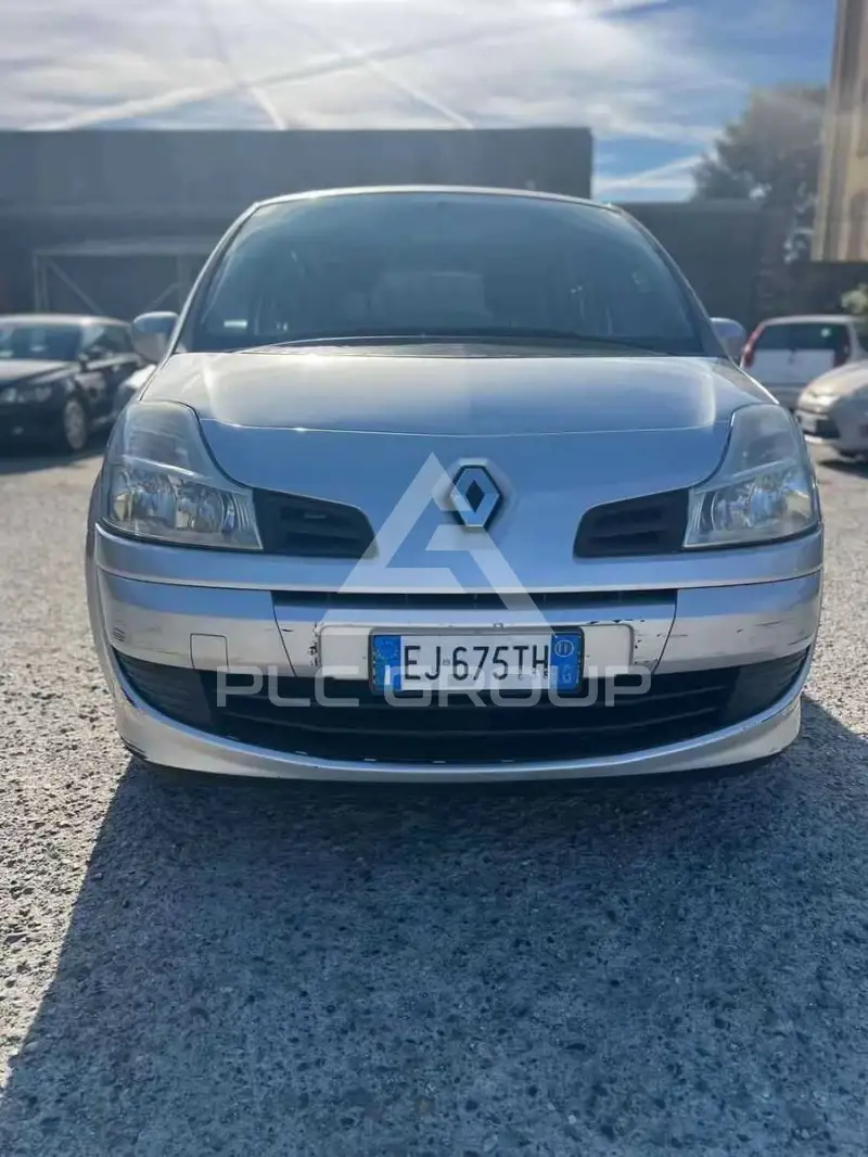 2011 Renault Modus