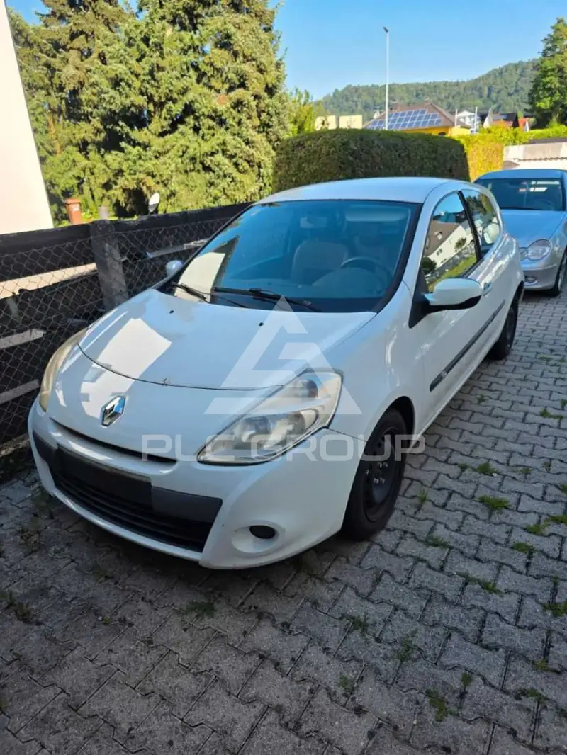 2011 Renault Clio