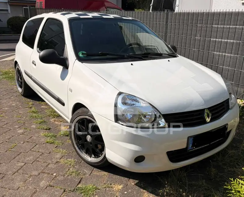 2011 Renault Clio
