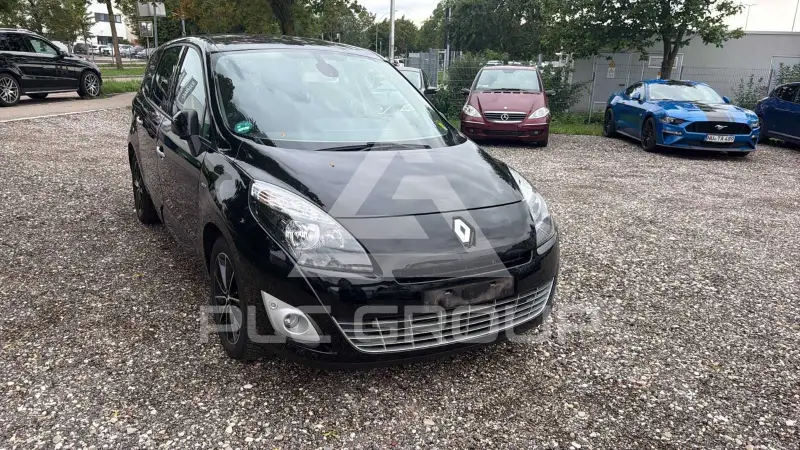 2011 Renault Grand Scenic