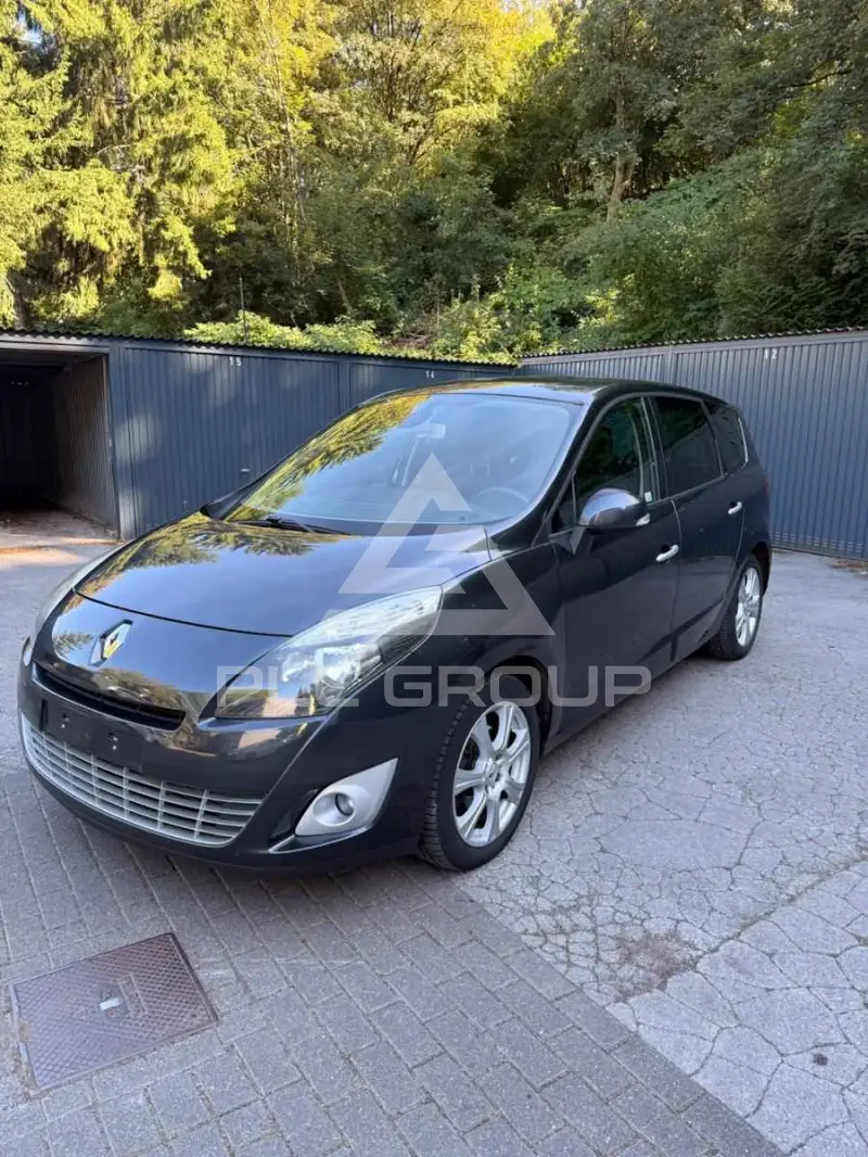 2011 Renault Grand Scenic