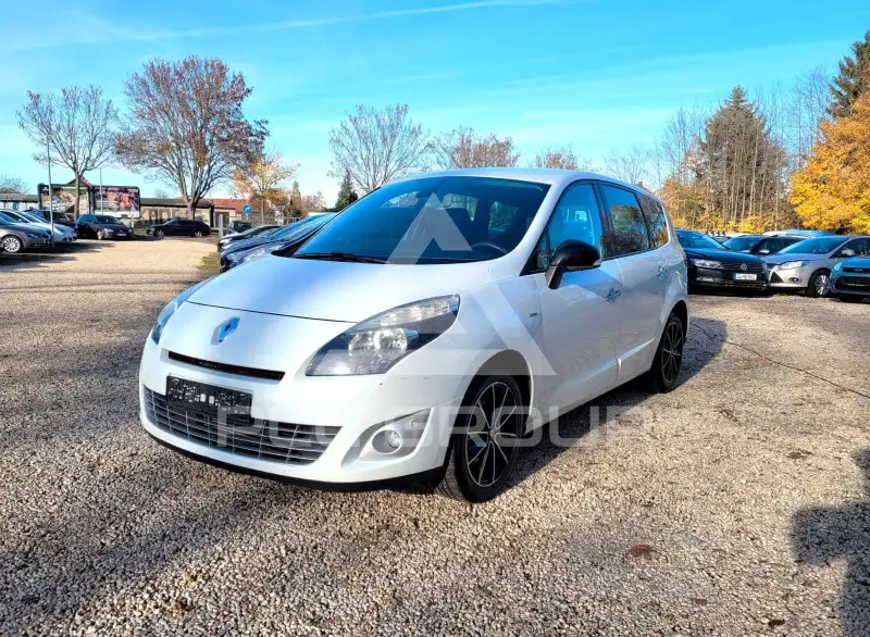 2011 Renault Grand Scenic