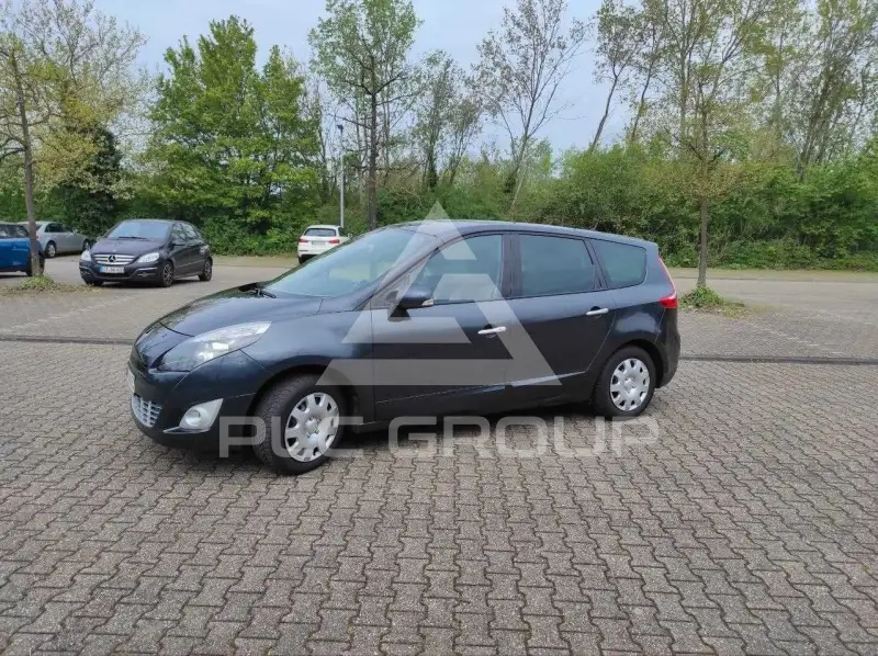 2011 Renault Grand Scenic
