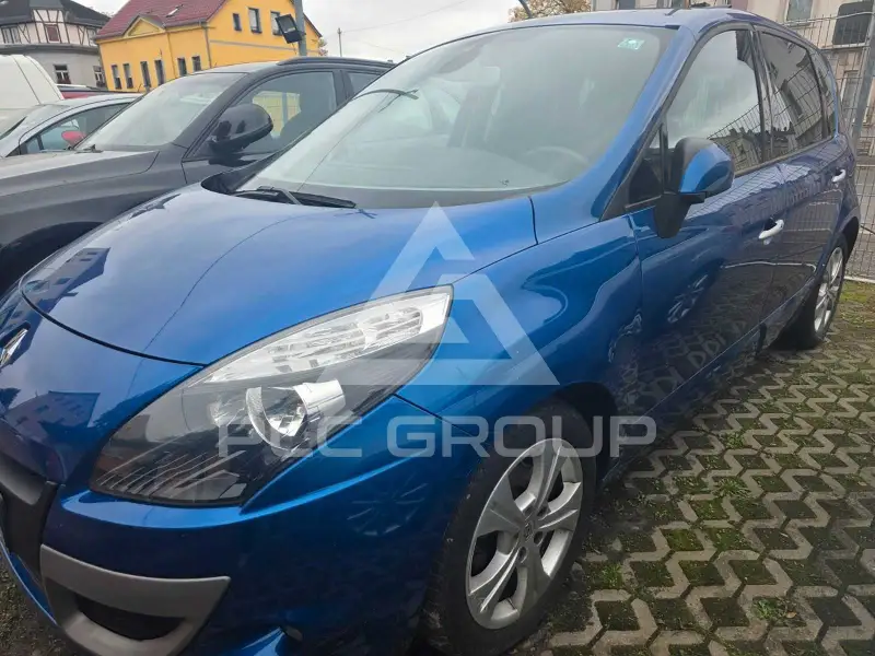 2011 Renault Grand Scenic