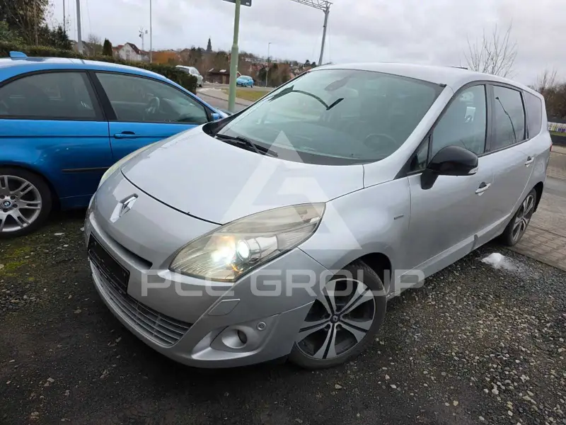 2011 Renault Grand Scenic