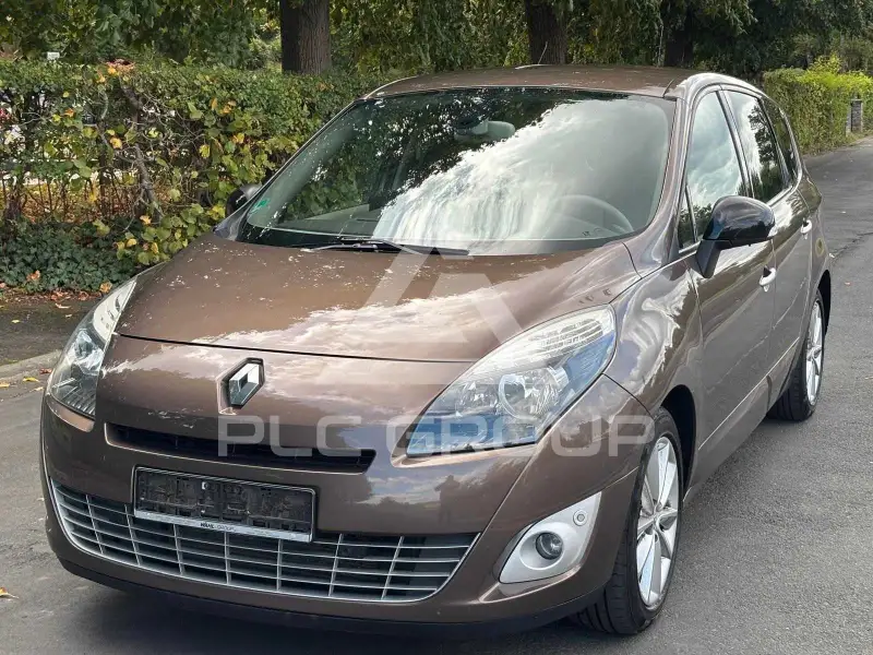 2011 Renault Grand Scenic