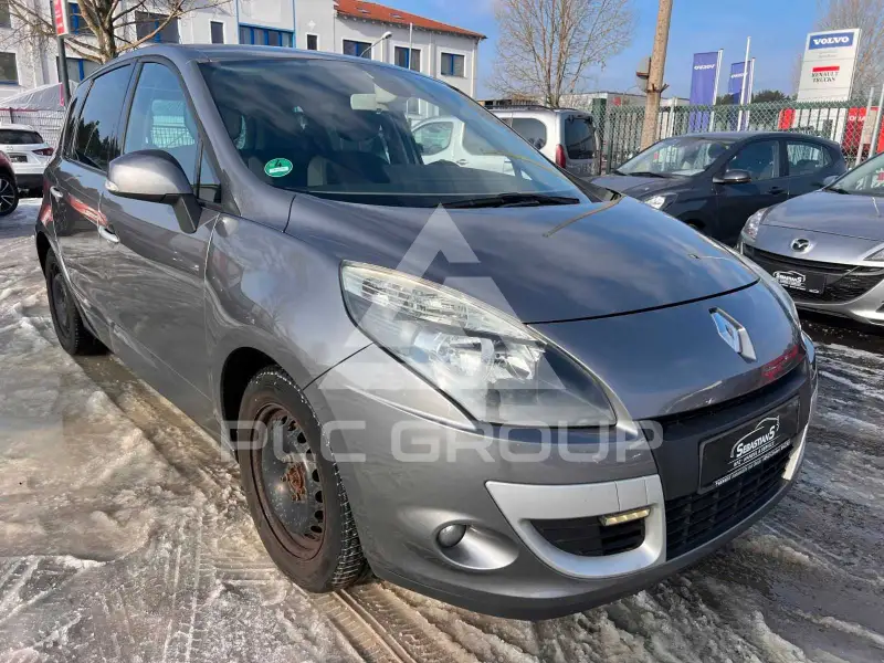 2011 Renault Grand Scenic