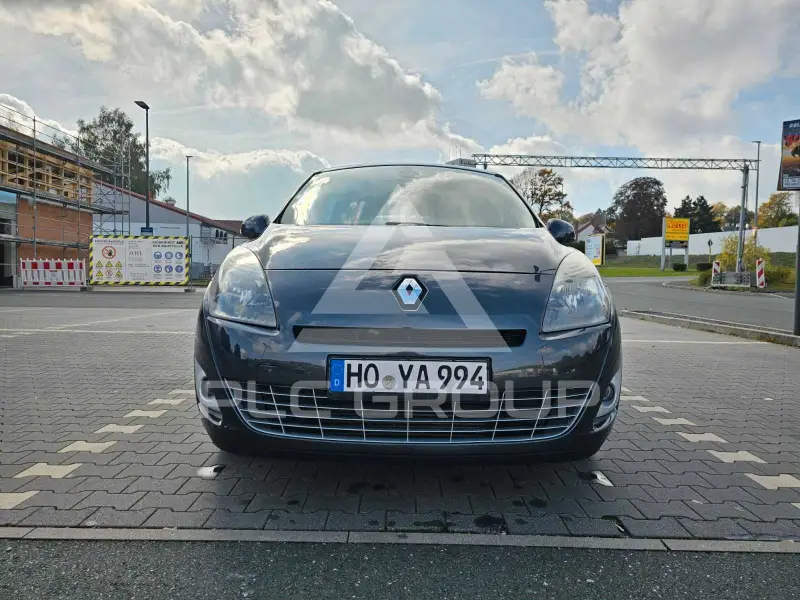 2011 Renault Grand Scenic