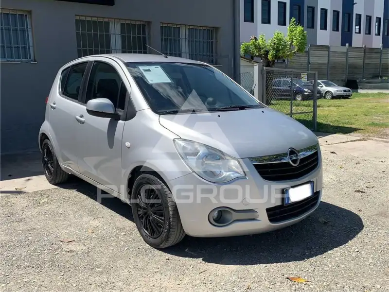 2011 Opel AGILA