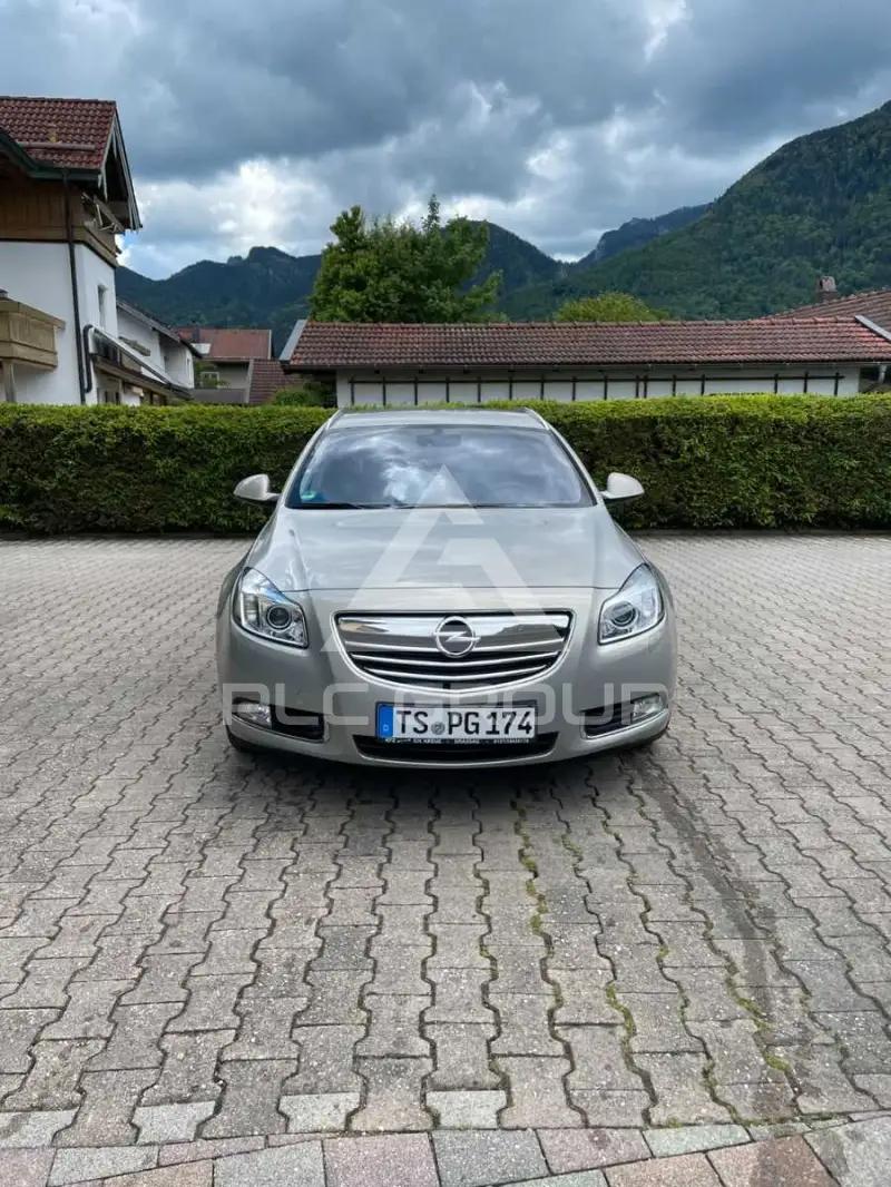 2011 Opel Insignia