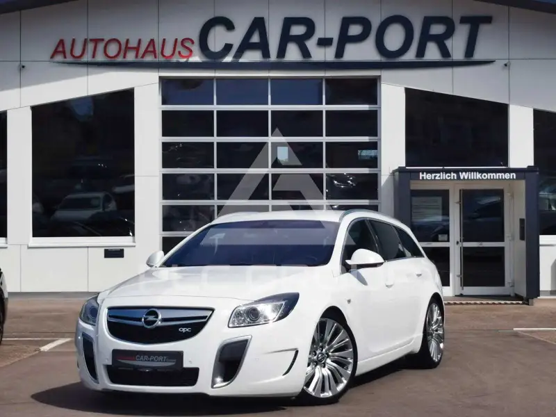 2011 Opel Insignia