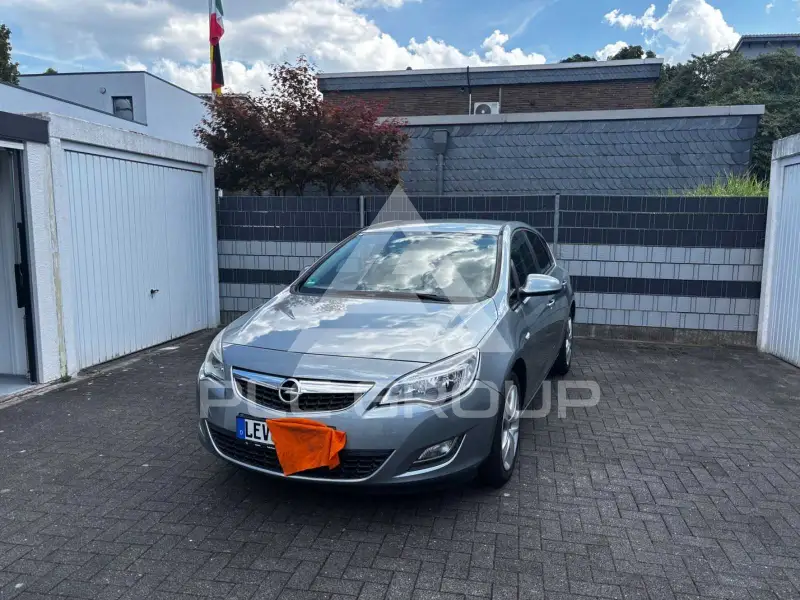 2011 Opel Astra