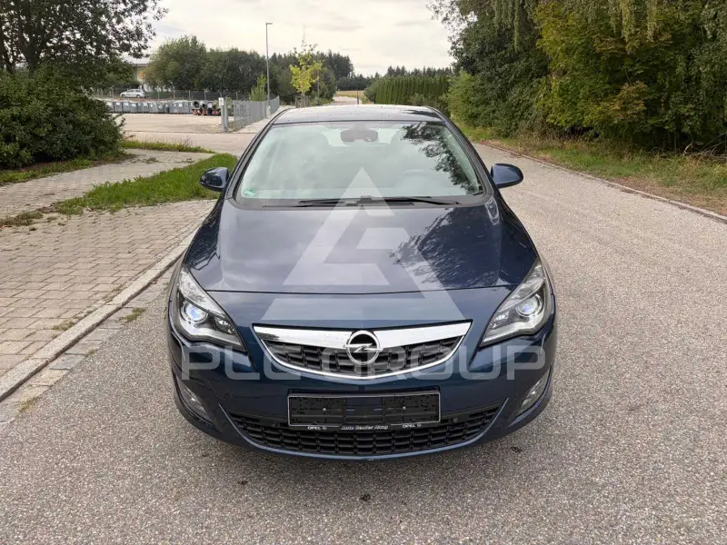 2011 Opel Astra
