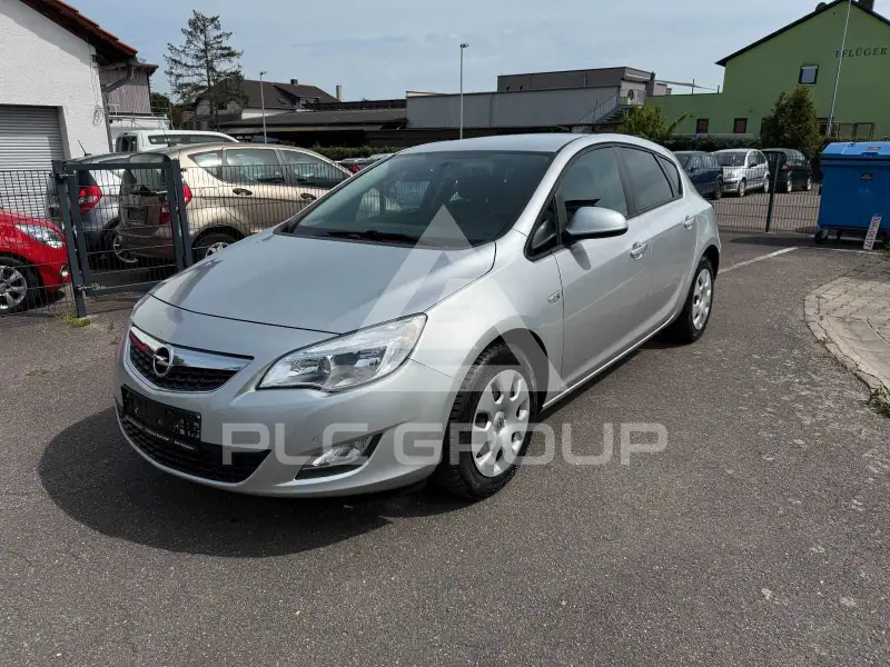 2011 Opel Astra