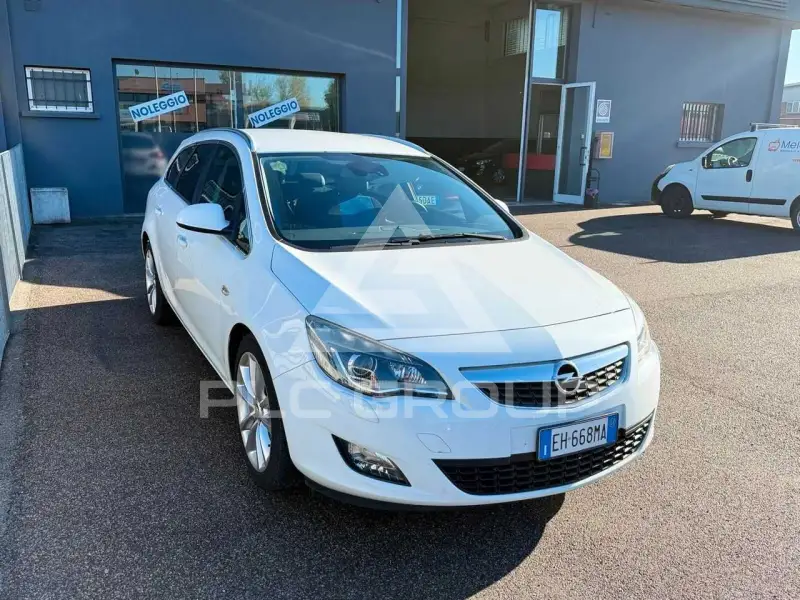 2011 Opel Astra