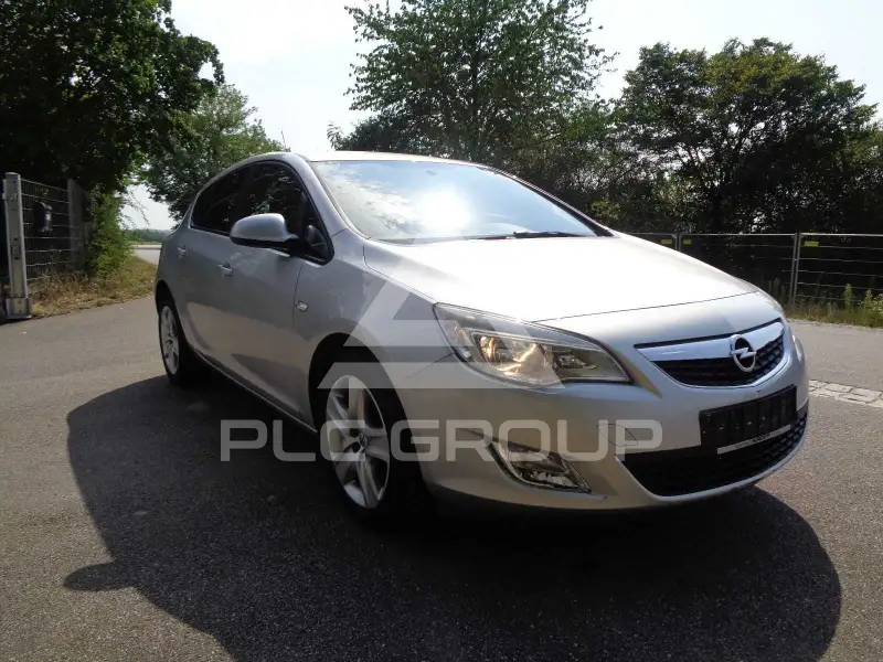 2011 Opel Astra