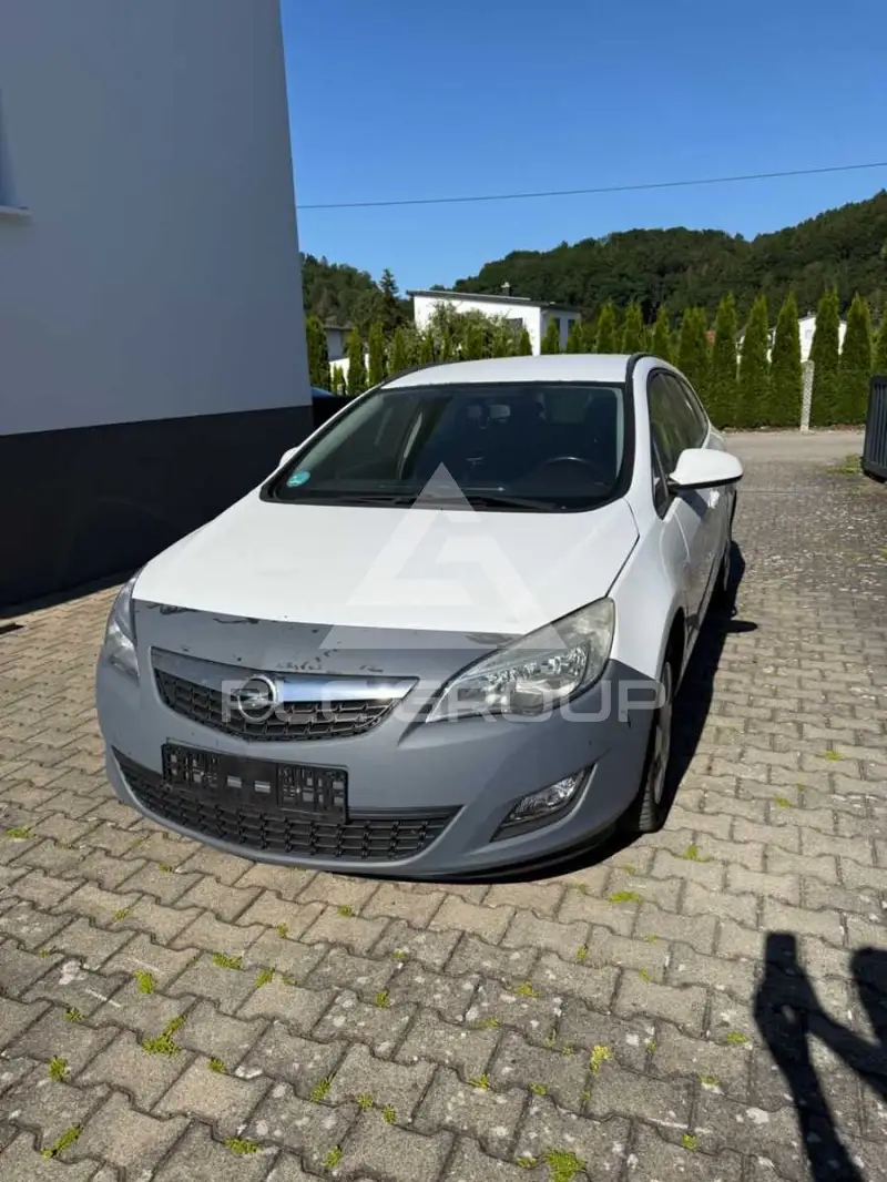 2011 Opel Astra