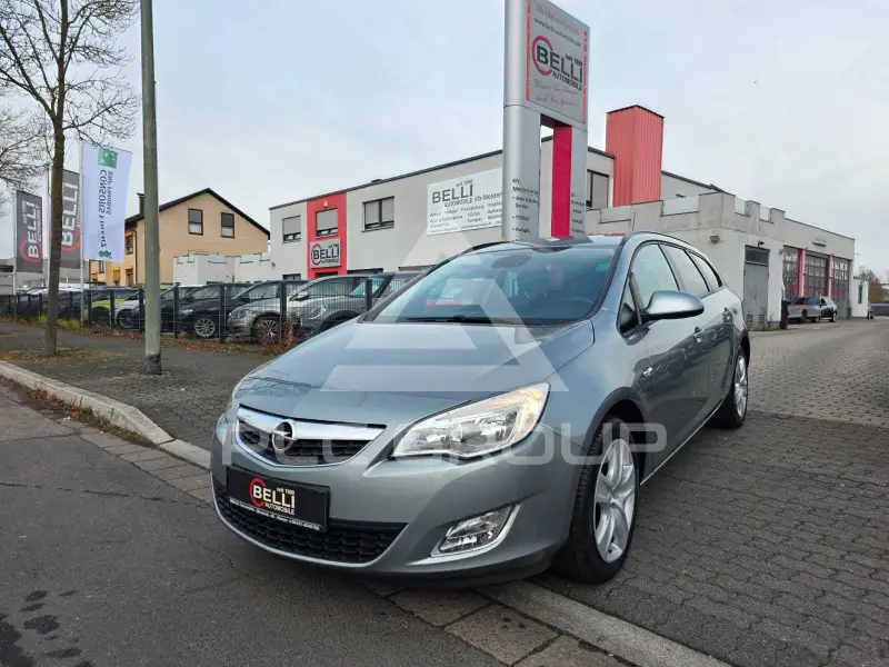 2011 Opel Astra