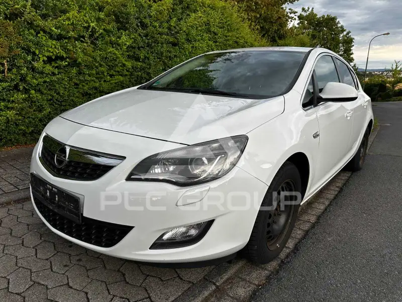 2011 Opel Astra