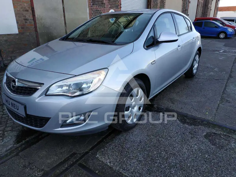 2011 Opel Astra