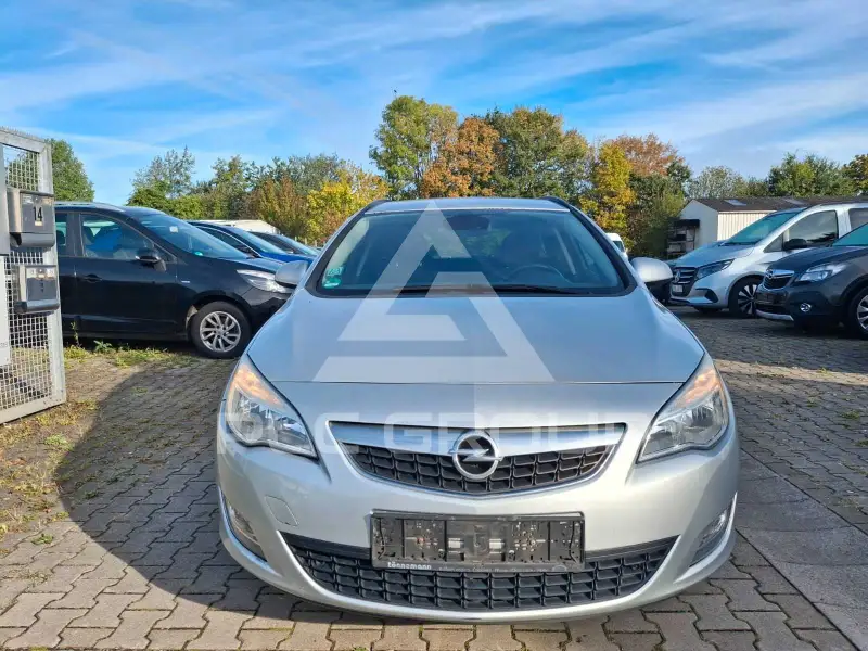 2011 Opel Astra