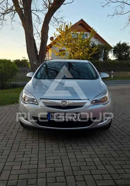 2011 Opel Astra