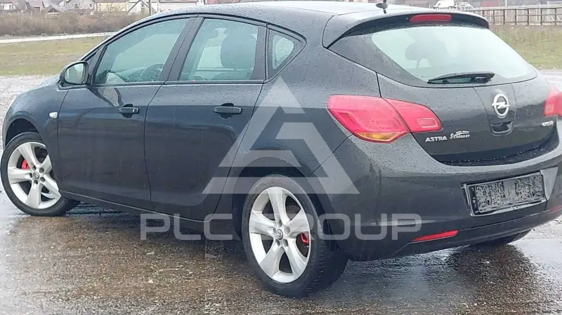2011 Opel Astra