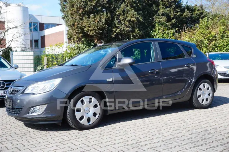 2011 Opel Astra