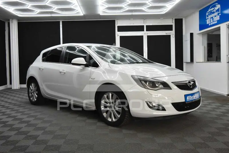 2011 Opel Astra