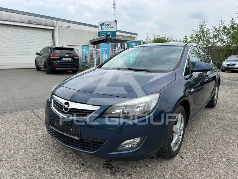 2011 Opel Astra