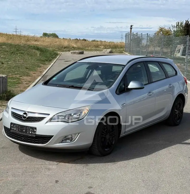 2011 Opel Astra