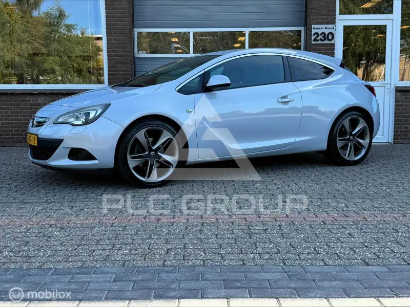 2011 Opel Astra
