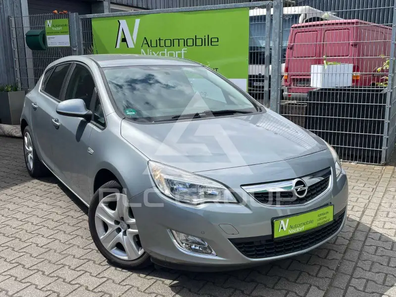 2011 Opel Astra