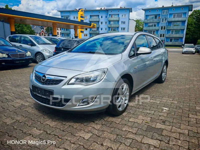 2011 Opel Astra