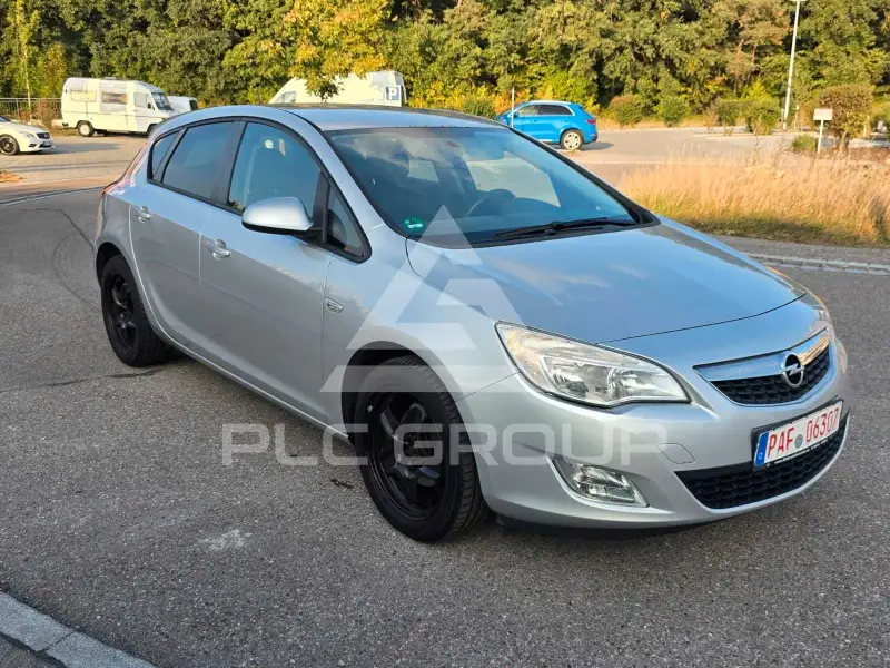 2011 Opel Astra