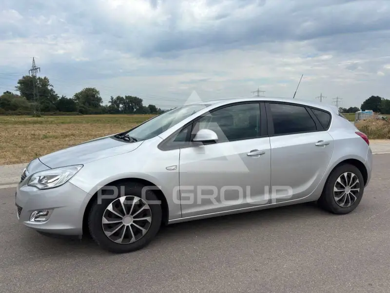2011 Opel Astra