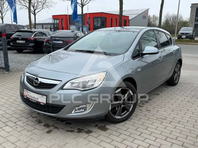 2011 Opel Astra