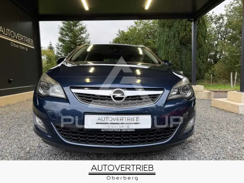 2011 Opel Astra